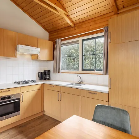 Wooden With Dishwasher, 3 Km